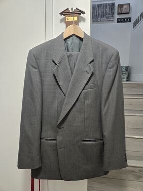 Vintage YSL Union Made In Canada Classic Men's Gray Suit 42R